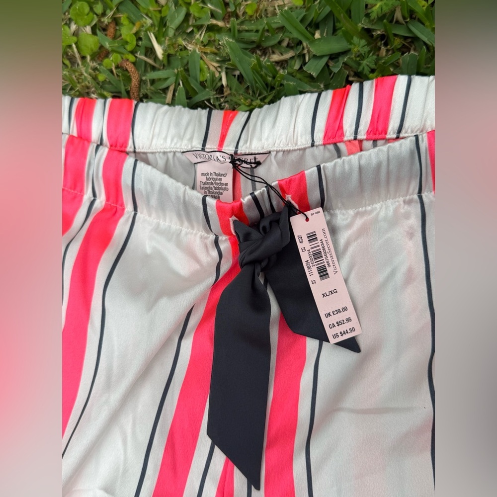 Victoria’s Secret Satin Pajama Pants – XL NWT - Picture 2 of 2